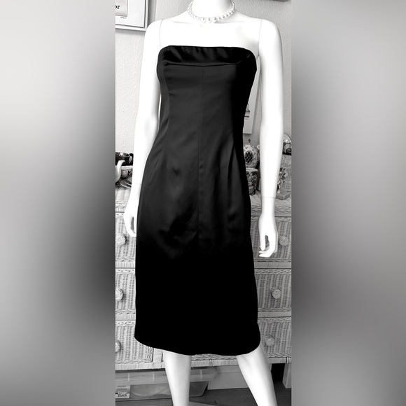 Express Dresses & Skirts - Express Design Studio Strapless Tube Top Satin Dress in Black color Size 12 NWT